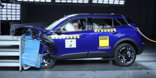  Peugeot 2008   -