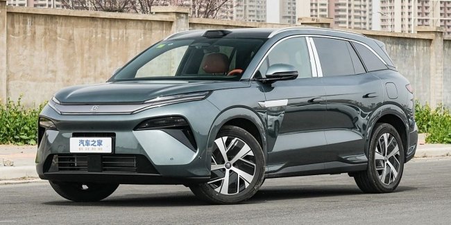 BYD       Sealion 8