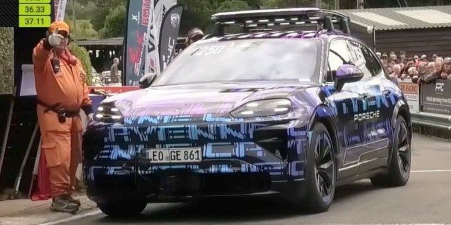  Porsche Cayenne      -