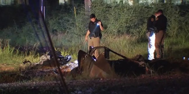  Tesla Cybertruck    2760 