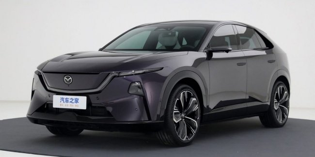  Mazda EZ-60    