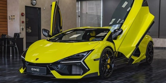 Lamborghini Revuelto   -  DMC