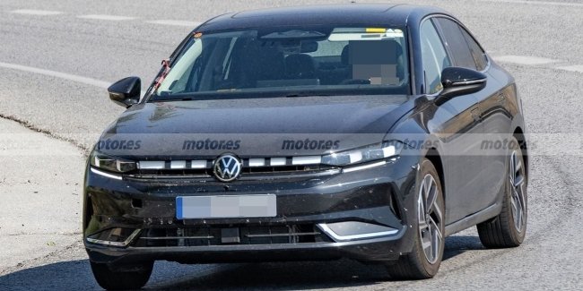 Volkswagen   Magotan    