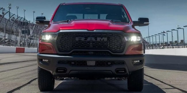 Ram 1500   Hemi V8   10     