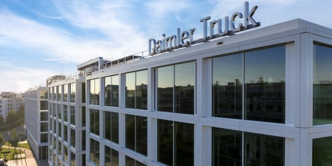 Daimler Truck       