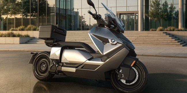 BMW    CE 04
