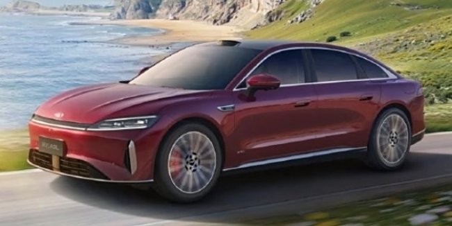   Chery Fulwin A9L      Toyota Camry XV80