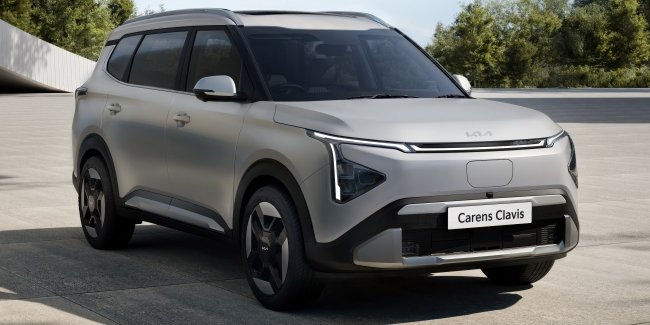 KIA     Carens Clavis