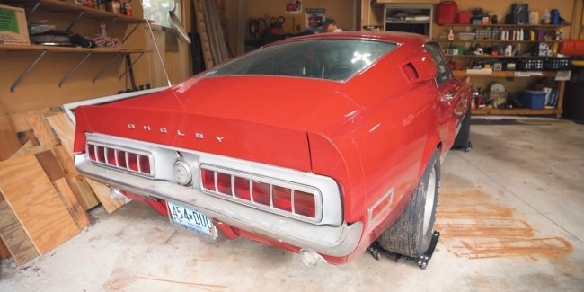   Ford Mustang 60-  33   