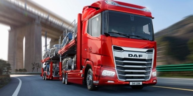 DAF    