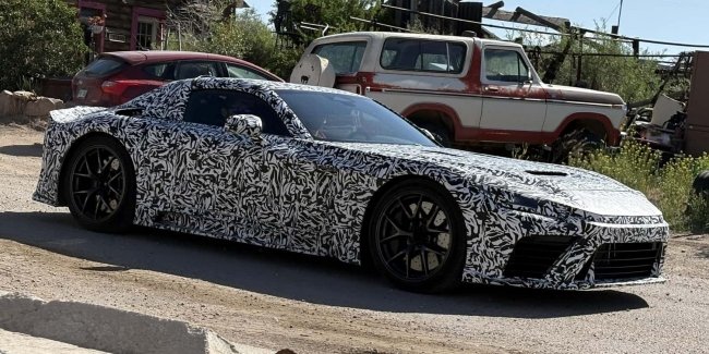  Lexus LFR     LFA