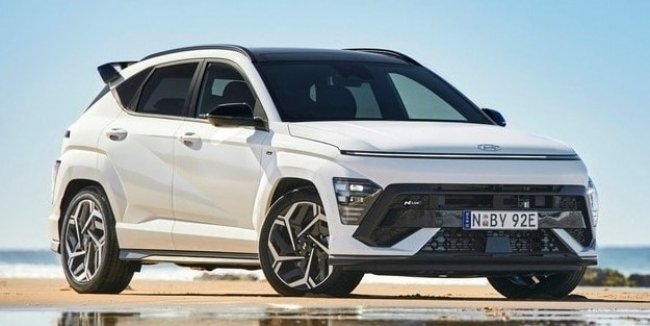 Hyundai Kona      볿
