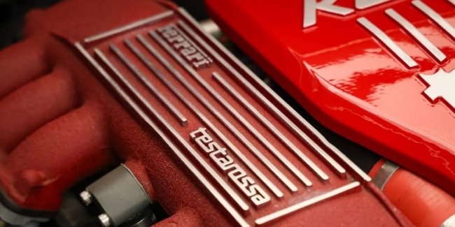 Ferrari     849 Testarossa
