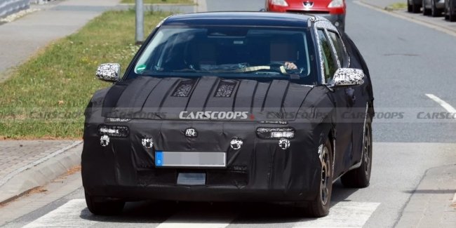 Hyundai     Ioniq 2