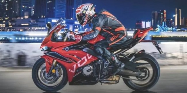     Voge RR500S