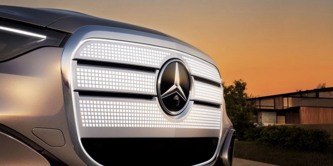 Mercedes-Benz    GLC