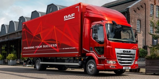 DAF Trucks   XB   