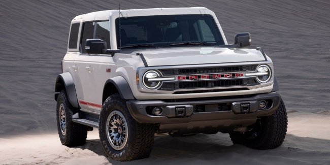 Ford    Bronco