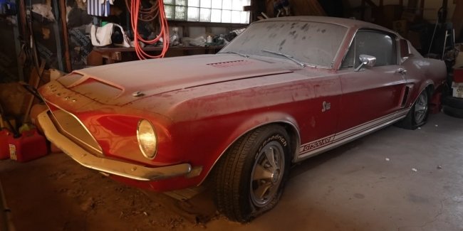   Ford Mustang 60-  40   