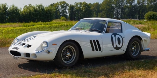 �� ������ ������� ����������� Ferrari