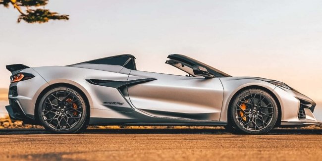 ó Chevrolet Corvette   