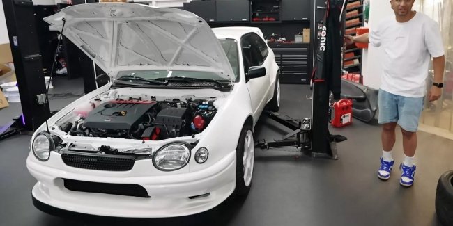   90-   Toyota   GR Yaris