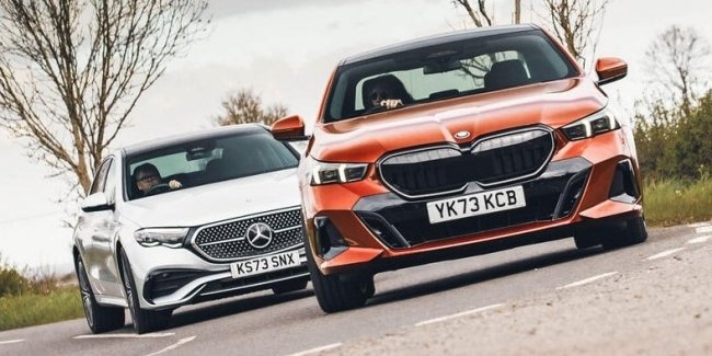  Mercedes-Benz    BMW