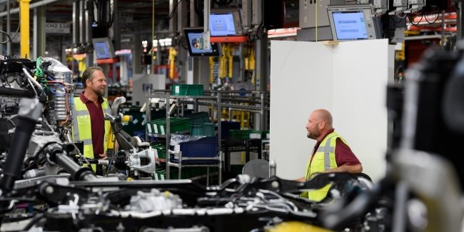 ʳ   Jaguar Land Rover  