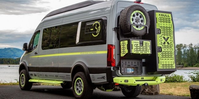 Mercedes-Benz Sprinter     