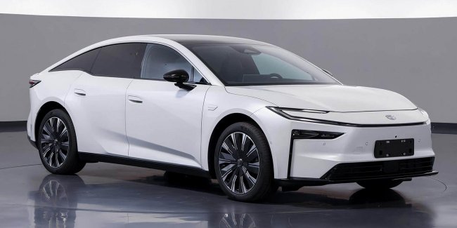 Toyota     Toyota bZ7