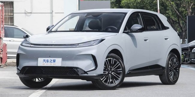 BAIC     Arcfox T1