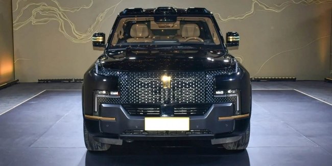    BYD Yangwang U8L Dingshi Edition