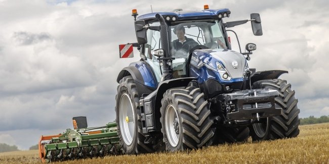  New Holland  7      