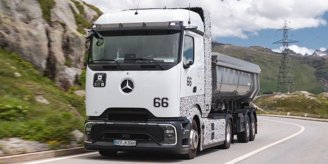 Mercedes-Benz GenH2      2030-