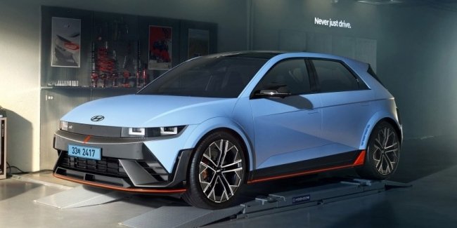 Hyundai IONIQ 5 N     Essentials