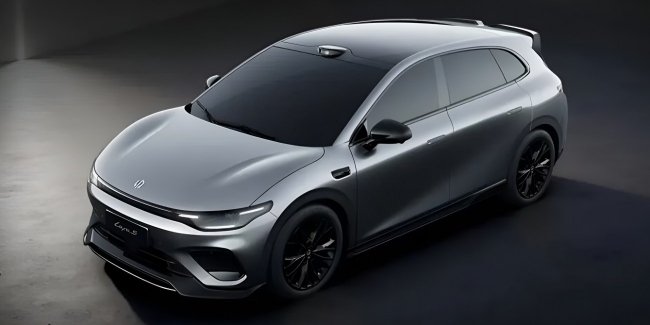 �������� Leapmotor ���������� ����������� ���-���� B05 Ultra