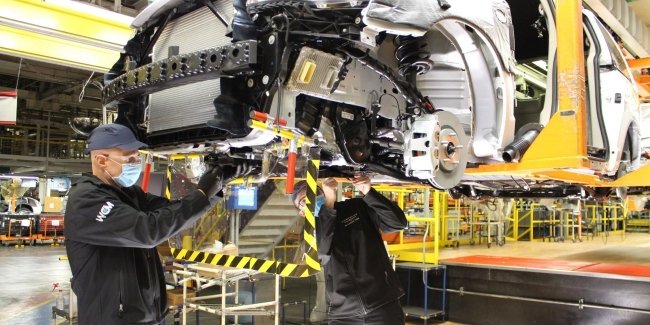 Stellantis ����� ����������� � ��� ������� 10 ������� ������