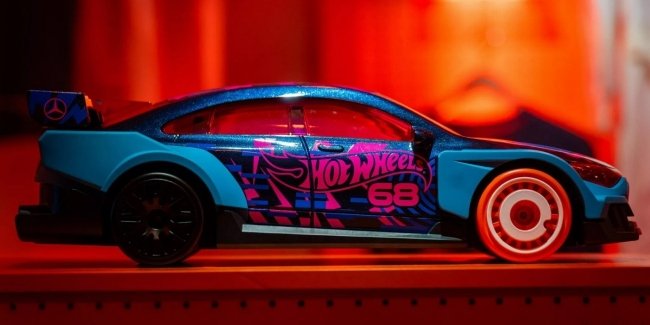 Mercedes-Benz  Hot Wheels   CLA