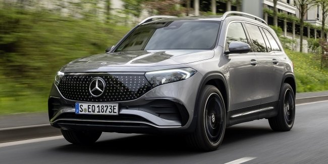 Mercedes-Benz    EQB