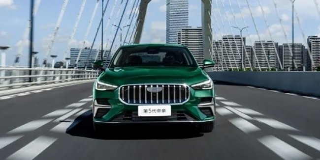 Geely Emgrand     11 