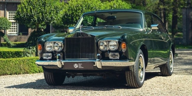  Rolls-Royce Corniche   