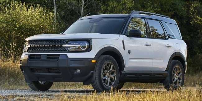 Ford Bronco Sport   Bronze Appearance