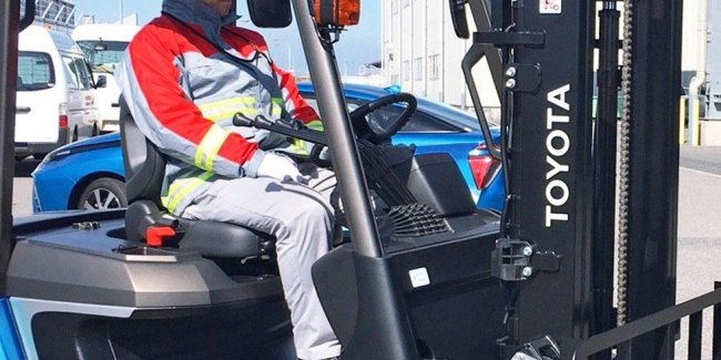    Toyota     Toyota Industries