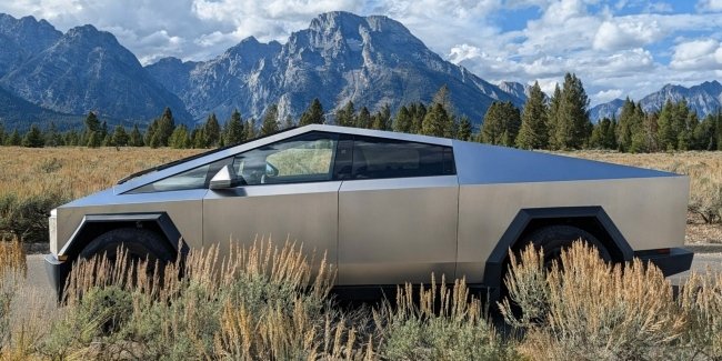 Tesla   63  Cybertruck    