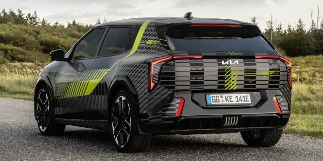 ����� KIA EV4 GT �������� �� ������ ����