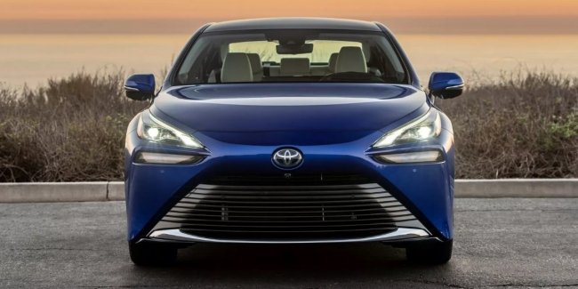 Toyota ��������� � ������� ������� �� 5,7 ���� ������