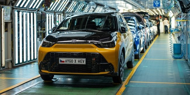 Toyota ��������� ����������� ������ ������ Aygo X � �����