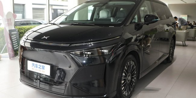 ����� XPeng X9 Extended Range ��� � �������� � ���������� ������