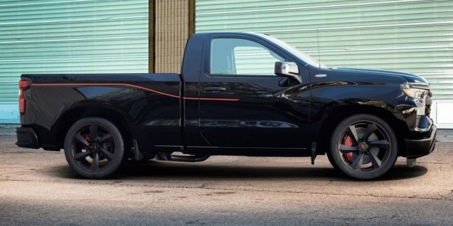  1000- Chevrolet Silverado     