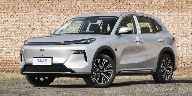 � ���� ���������� ������ Geely Galaxy Starship 7 EM-i 2026